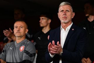 Reprezentace zůstává bez Schicka, Šilhavý bere Vitíka, kritiku po Albánii přijal - Sport.cz